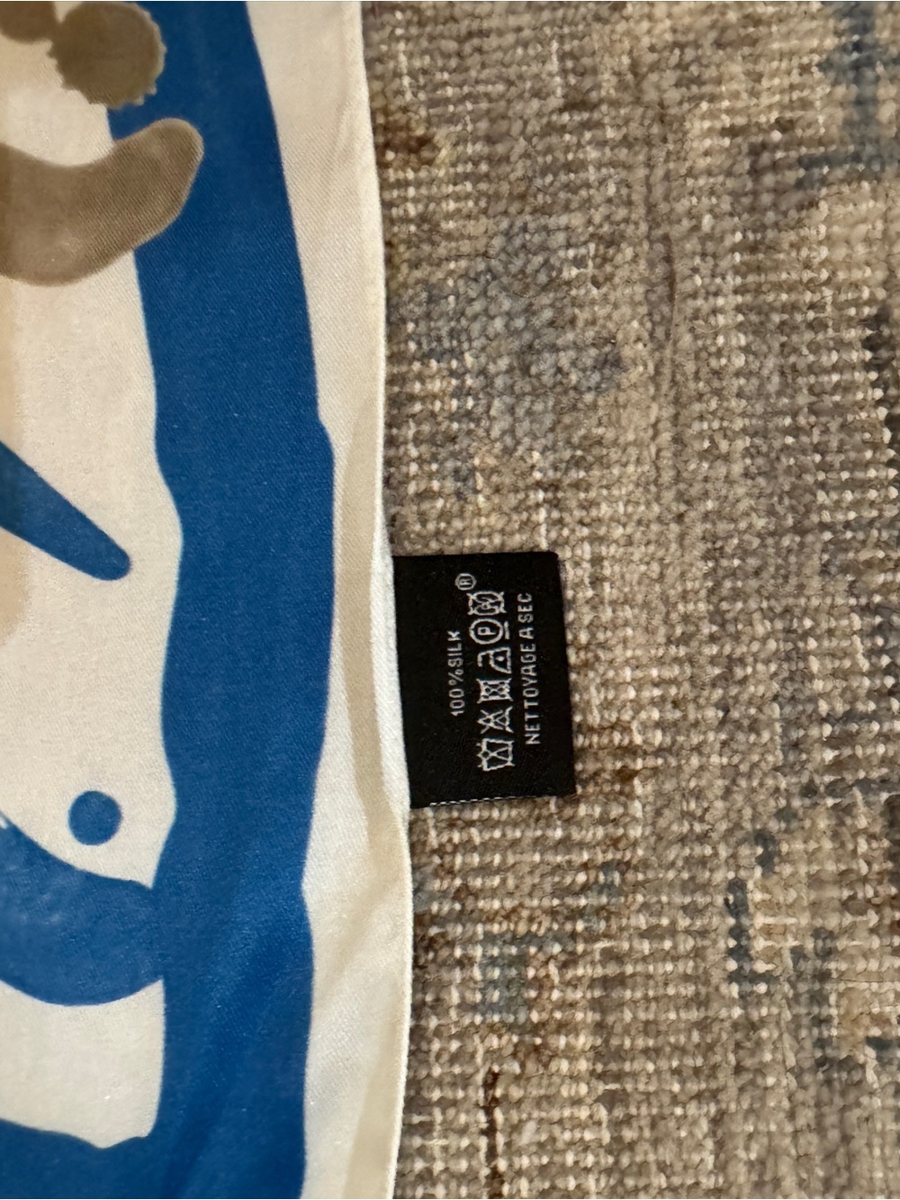 Designer-style 90cm Silk Scarf with Painterly Motif - Blue - Picture 5 of 5